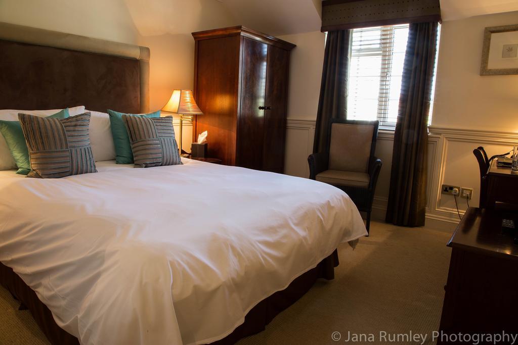 Lord Bute Otel Christchurch  Oda fotoğraf