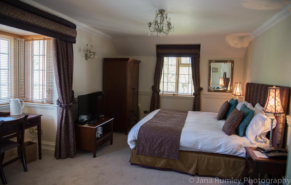 Lord Bute Otel Christchurch  Oda fotoğraf